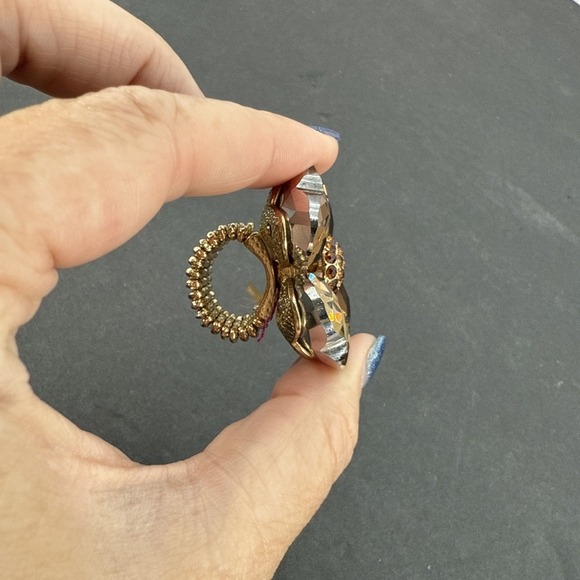 Brand New Crystal Cocktail Flower Ring Big Vintage Ring Stretchy Band - Picture 10 of 16